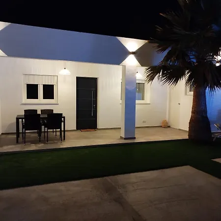 Pacifico Conil בית נופש *