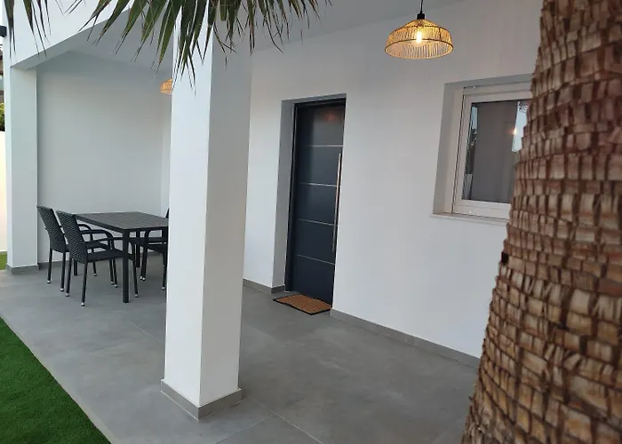 Pacifico Conil 펜션 카디스